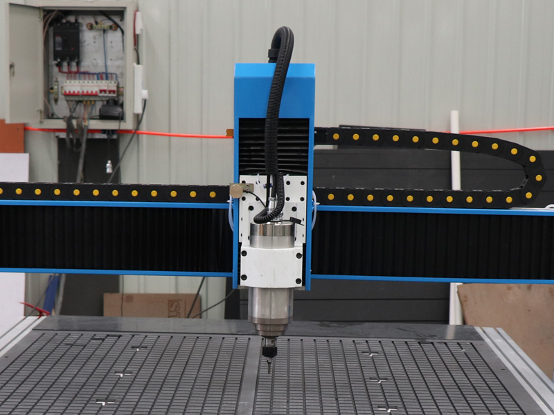 低成本三軸 4x4 出售數(shù)控雕刻機和工作臺套件