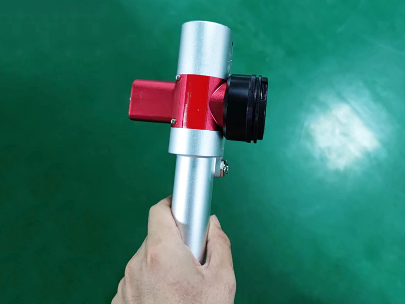 實惠價格 100W 背包式激光清洗機出售