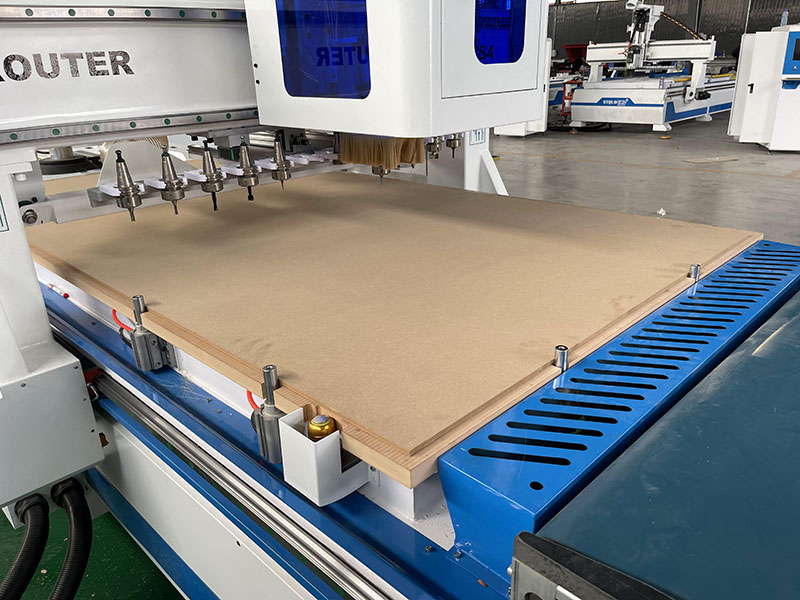 智能全自動數控木工開料機 - 板式家具定制