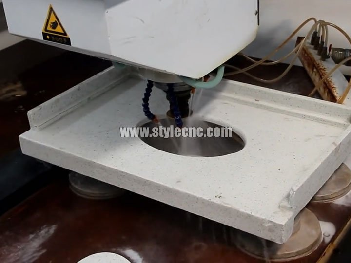 適用于石英、花崗巖、大理石加工過程的數控石材切割拋光機 適用于石英、花崗巖、大理石加工過程的數控石材切割拋光機