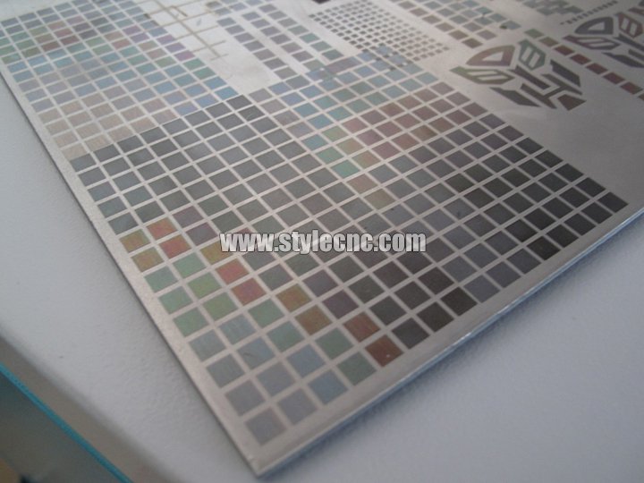 光纖激光打標機如何在不銹鋼上標記不同的顏色