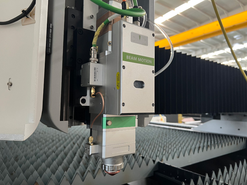 出售數(shù)控光纖激光鈑金切割機 出售數(shù)控光纖激光鈑金切割機