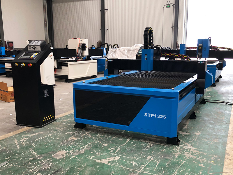 4x8 數控等離子切割工作臺 4x8 數控等離子切割工作臺