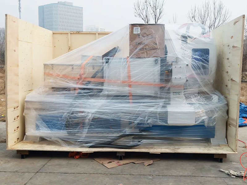 工業(yè)用套件 4x8 數(shù)控木門制造機(jī)