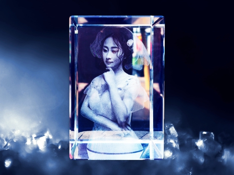 紫外激光雕刻和蝕刻 3D 水晶項目與計劃