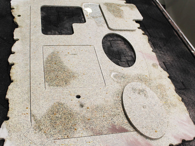 適用于大理石臺面切割項目的五軸數(shù)控橋切機 適用于大理石臺面切割項目的五軸數(shù)控橋切機