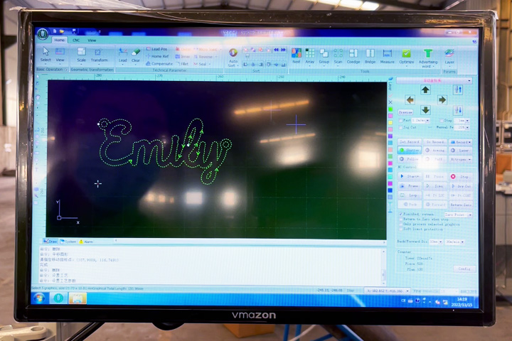 帶有 Cypone 軟件的 Cypcut 控制系統(tǒng) 帶有 Cypone 軟件的 Cypcut 控制系統(tǒng)