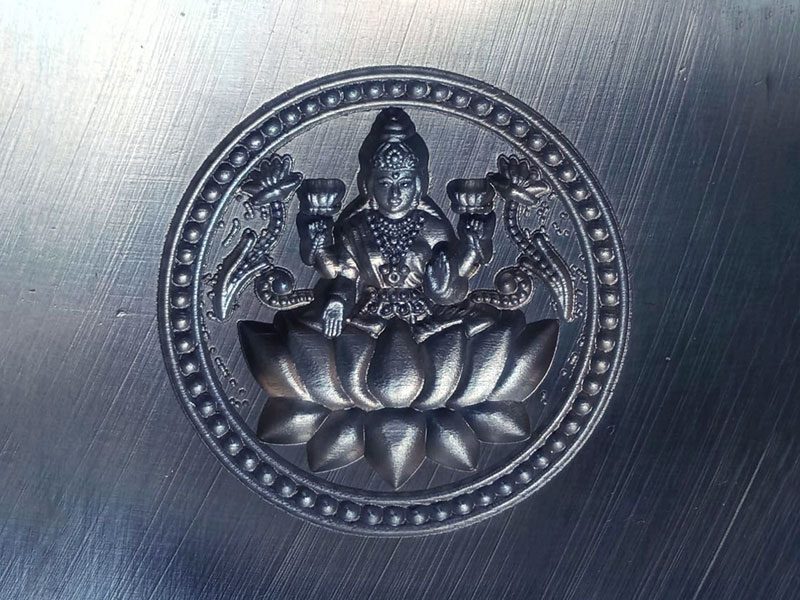 用于模具制造項(xiàng)目的數(shù)控銑床 用于模具制造項(xiàng)目的數(shù)控銑床