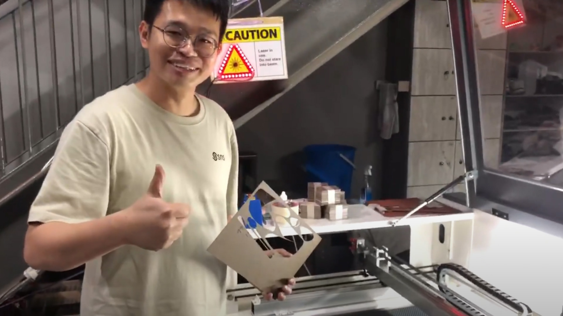 新加坡客戶評(píng)價(jià) STJ1390 激光切割機(jī)？