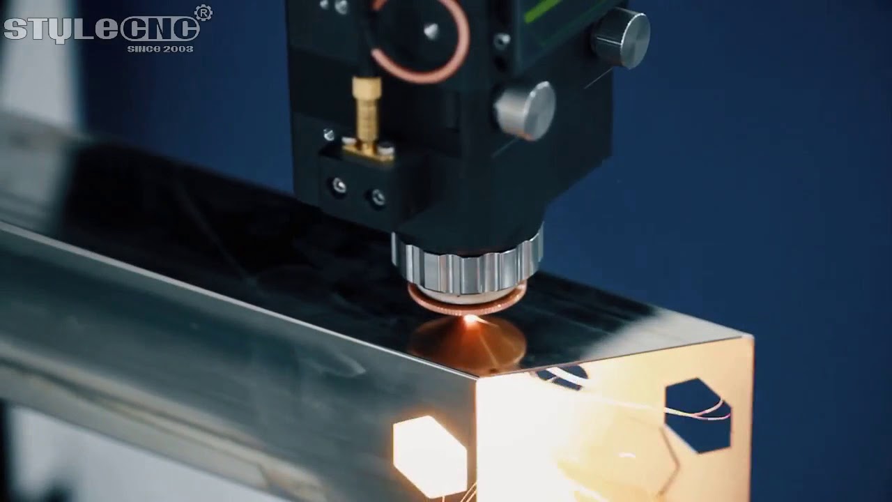 1000W 方激光切管機(jī)