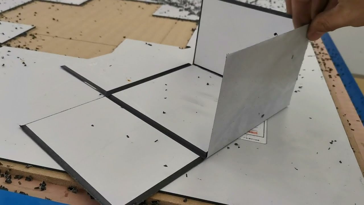 自動換刀數(shù)控雕刻刻機(jī)切割鋁塑復(fù)合板 自動換刀數(shù)控雕刻刻機(jī)切割鋁塑復(fù)合板